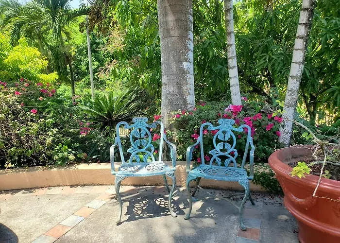 Sunbreeze - A Spacious, Homely